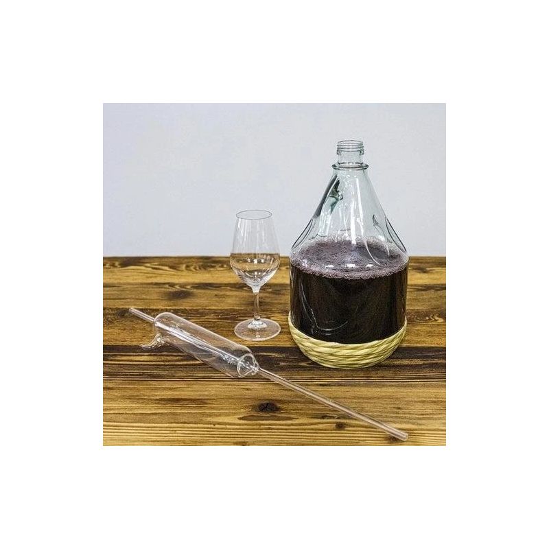 Stikla vīna trauks ar rokturi bdg3o