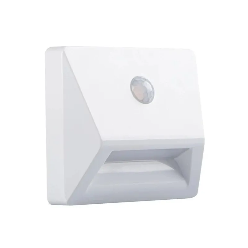 Wall light irs3xaaa led pir w-nw