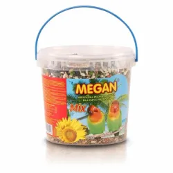 Feed for medium-sized parrots Megan. 650 g