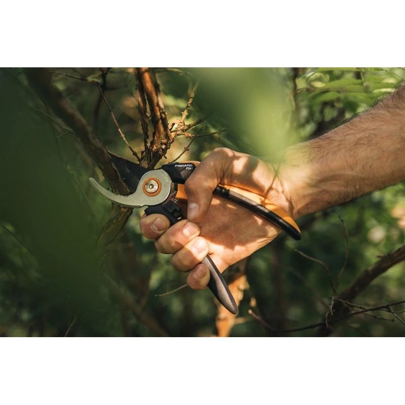 Fiskars Solid grieznes L P341