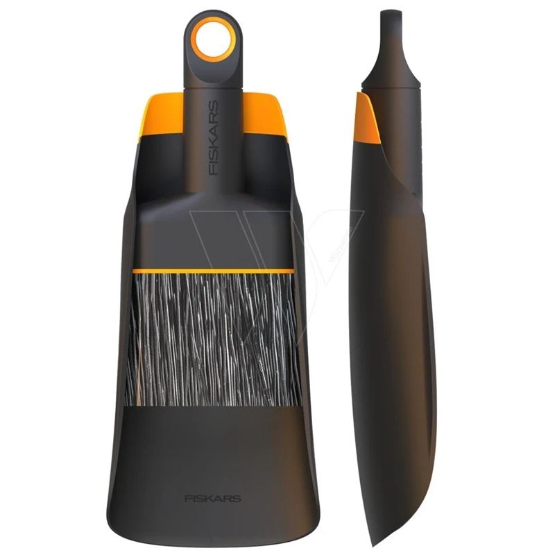 Lāpstiņa Fiskars 1071302. plastmasa-polietilēns