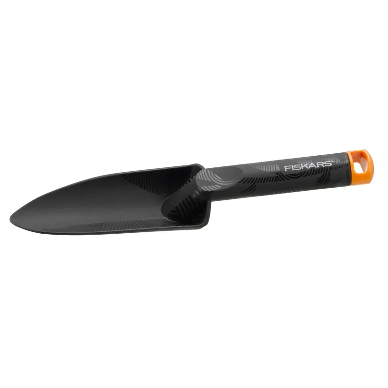 Šaufele Fiskars Solid. 282 mm. plastmasa. melna