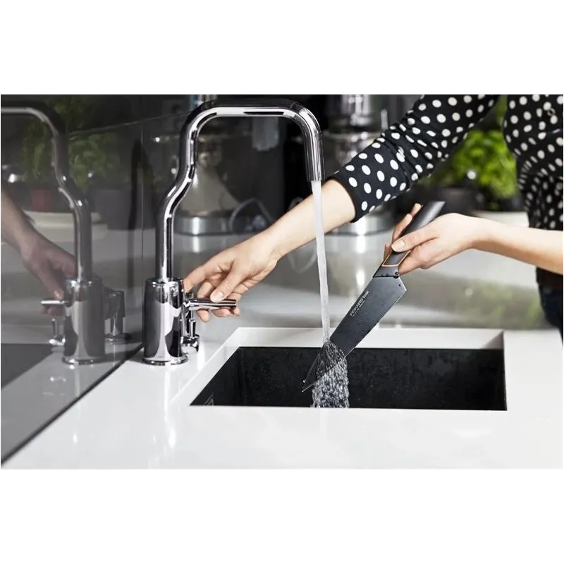 Virtuves nazis Fiskars Edge, 190 mm, plastmasa-nerūsējošais tērauds