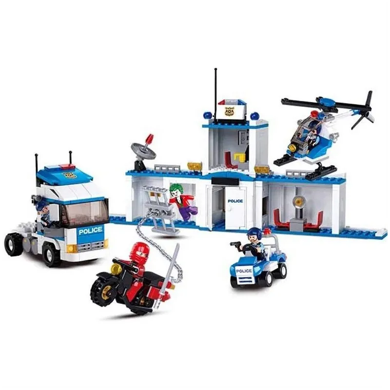 Konstruktors Sluban Sluban Police M38-B0376, 572 gab.