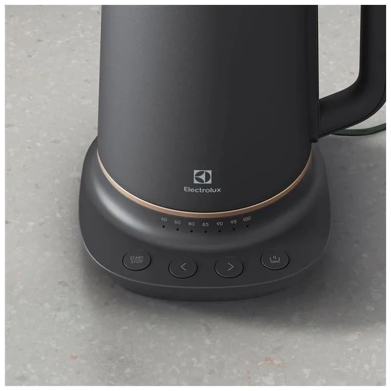 Elektrinis virdulys Electrolux E7K1-6BP, 1.7 l, juoda sp.