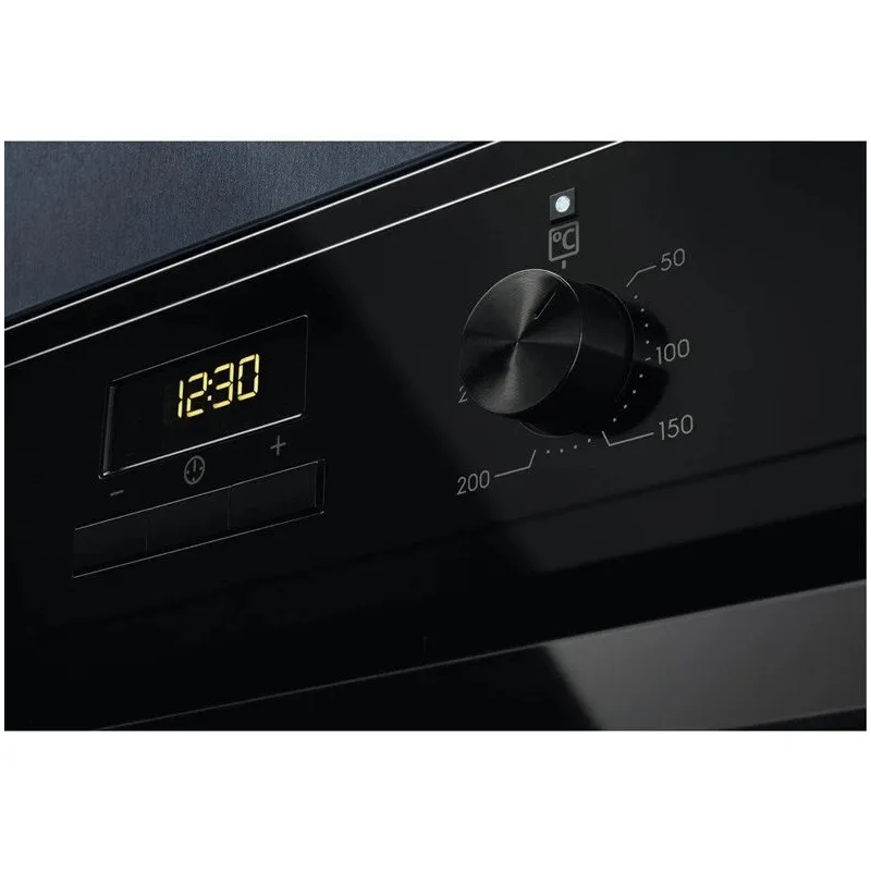 Integreeritav ahi Electrolux 600 seeria „SteamBake“ EOD3H50BK