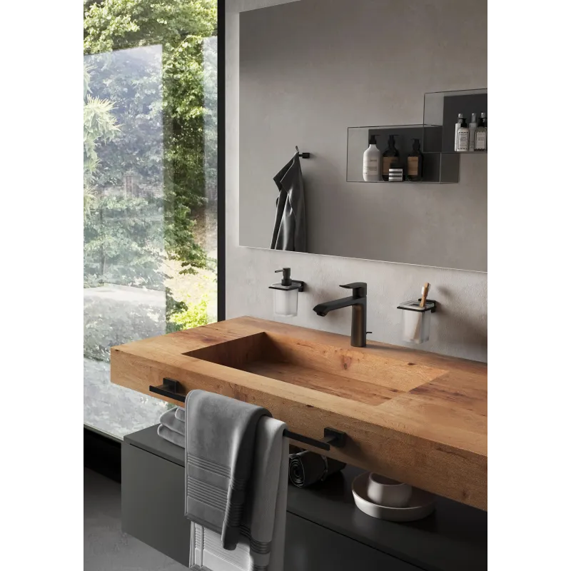 Uz sienas piestiprināmais šķidro ziepju dozators Gedy Atena 448114, melna krās.