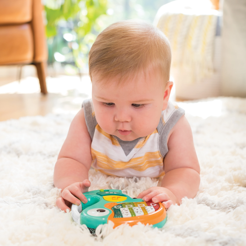 INFANTINO Muzikālā rotaļlieta "Tukāns"