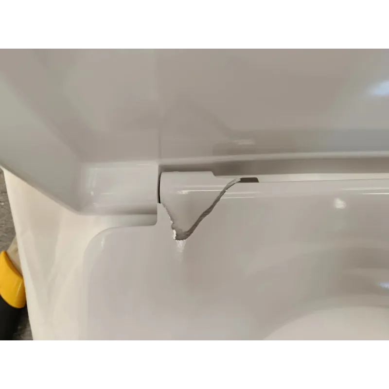 Nocenota prece - Tualetes sēdeklis ar vāku Jika CUBITO. balta. 43 cm x 36 cm