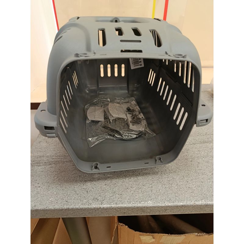 Nocenota prece - Būris Ferplast. 47 cm x 32 cm x 29 cm