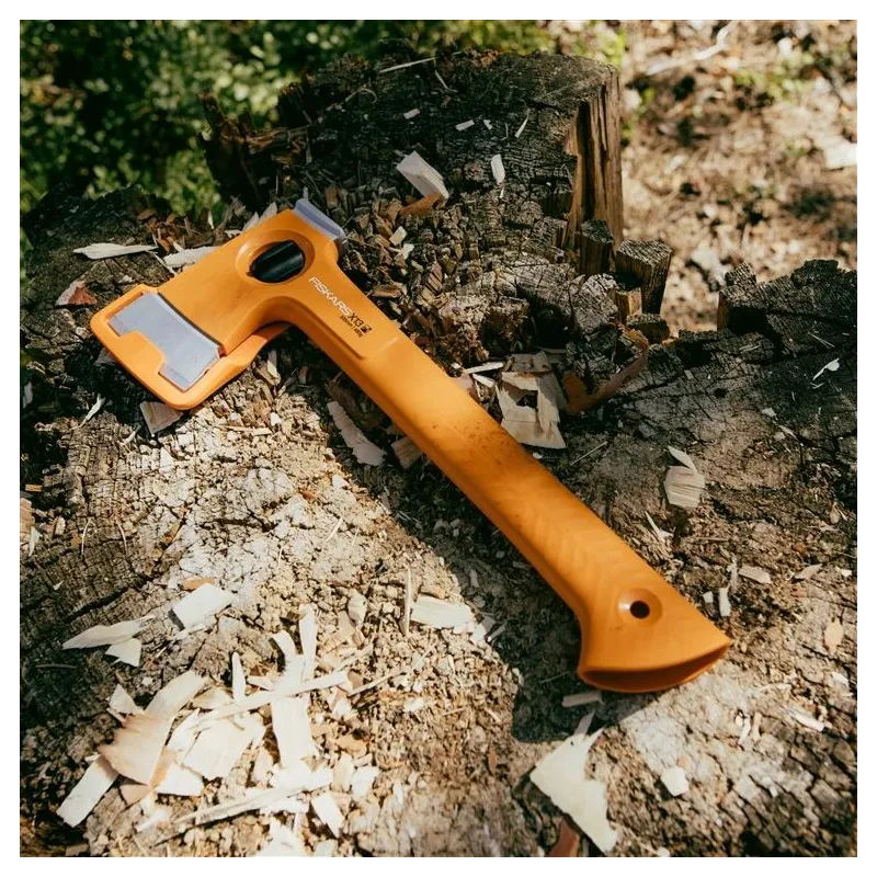 Kirvis Fiskars X13, stovyklavimo, 33.5 cm