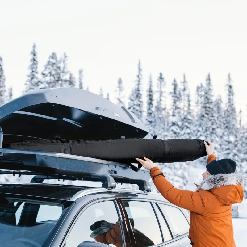 Thule 5177 Roundtrip Snowboard Bag 165cm Black