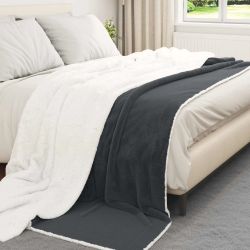 vidaXL Pleds Tumši pelēks 220 x 240 cm Flīss