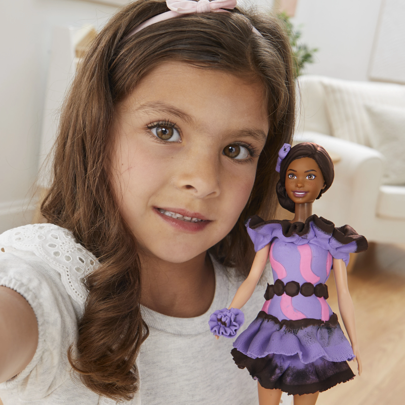 PLAY-DOH BARBIE Rotaļu komplekts Fashionista Ruffles