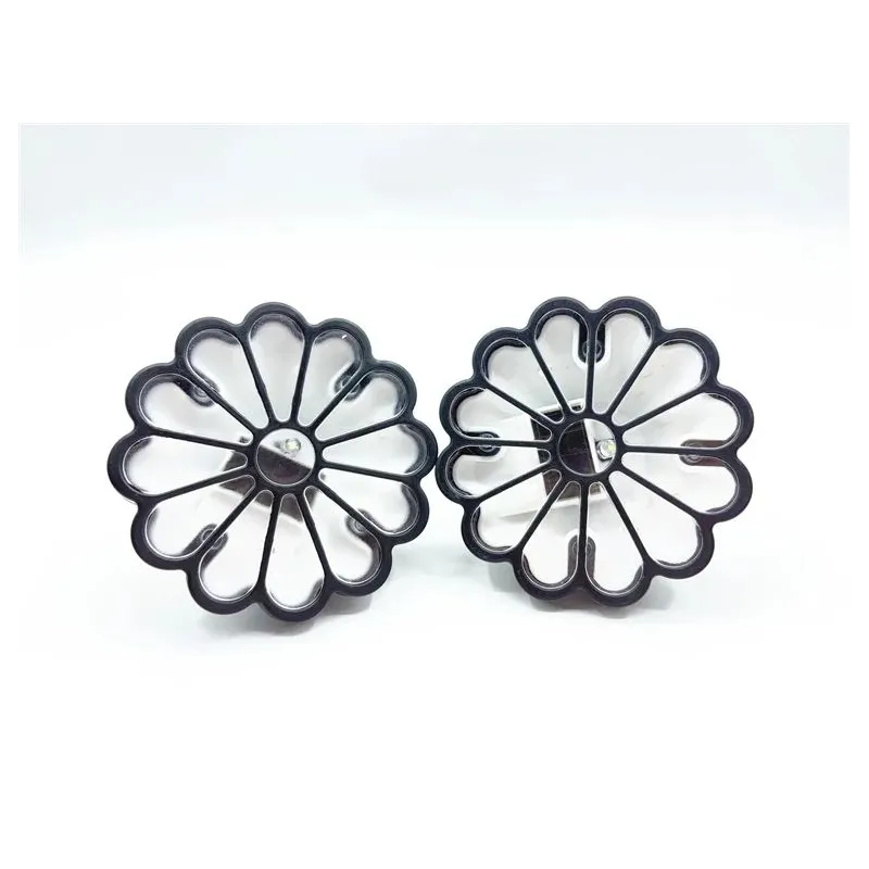 Iedurams gaismeklis ar saules bateriju Domoletti Flower, 0.06W, IP44, caurspīdīga