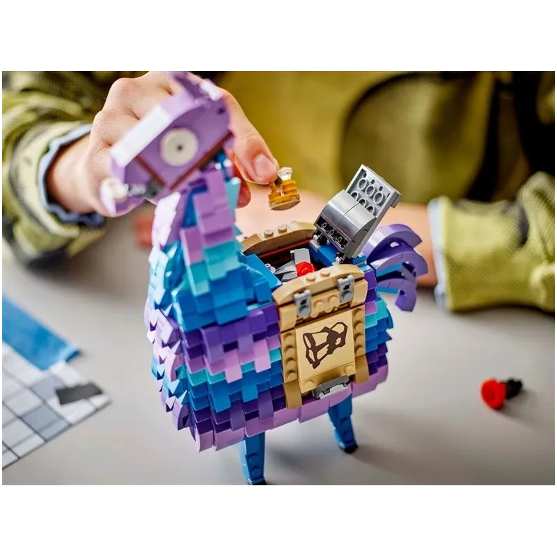 Конструктор LEGO Fortnite Supply Llama 77071, 691 шт.