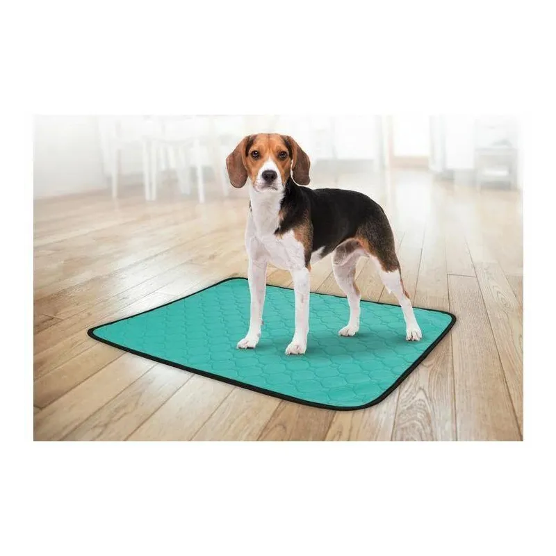 Daugkartinė palutė šunims Flamingo TRAINING PAD, 38 cm x 54 cm žalia sp.