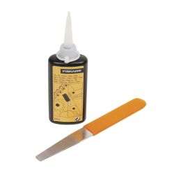 Dārza darbarīku kopšanas komplekts.