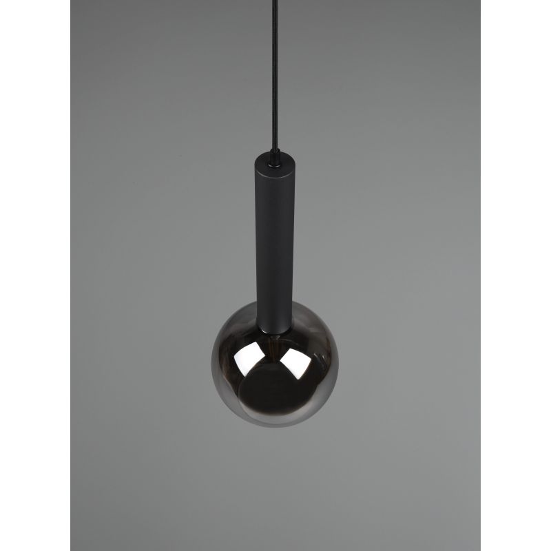 Lampa griestu clayton e27 matēta melna