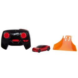 Rotaļ.automašīna tesla hot wheels hjp78