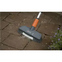Birste Gardena Scrubbing Brush