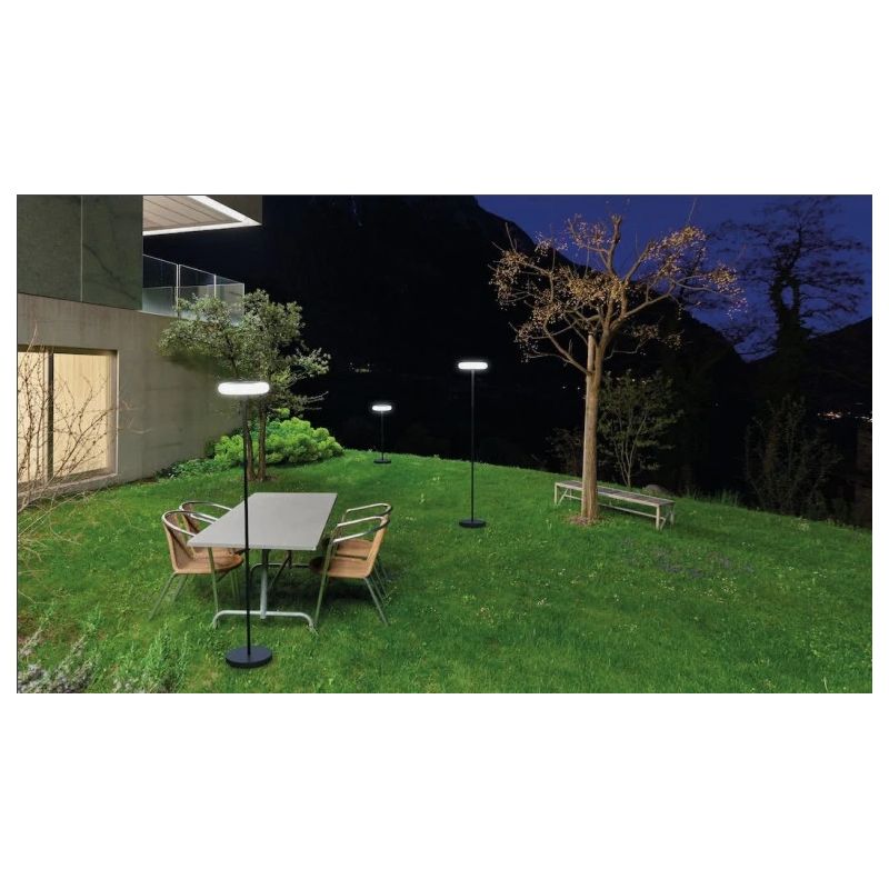 Gaismeklis noviet. pops solar toršers