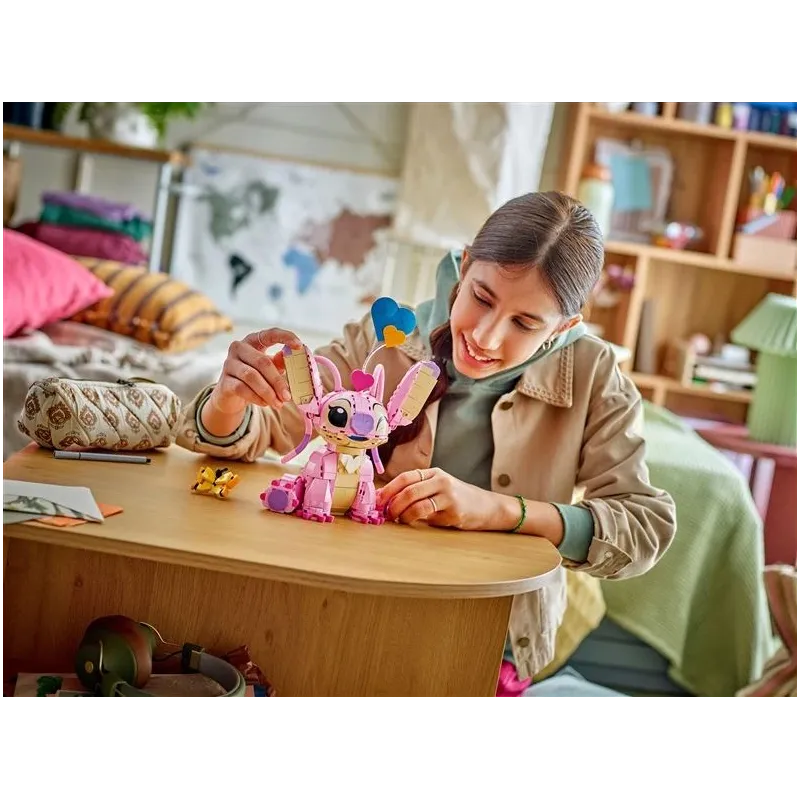 Konstruktors LEGO Disney Angel 43257, 784 gab.