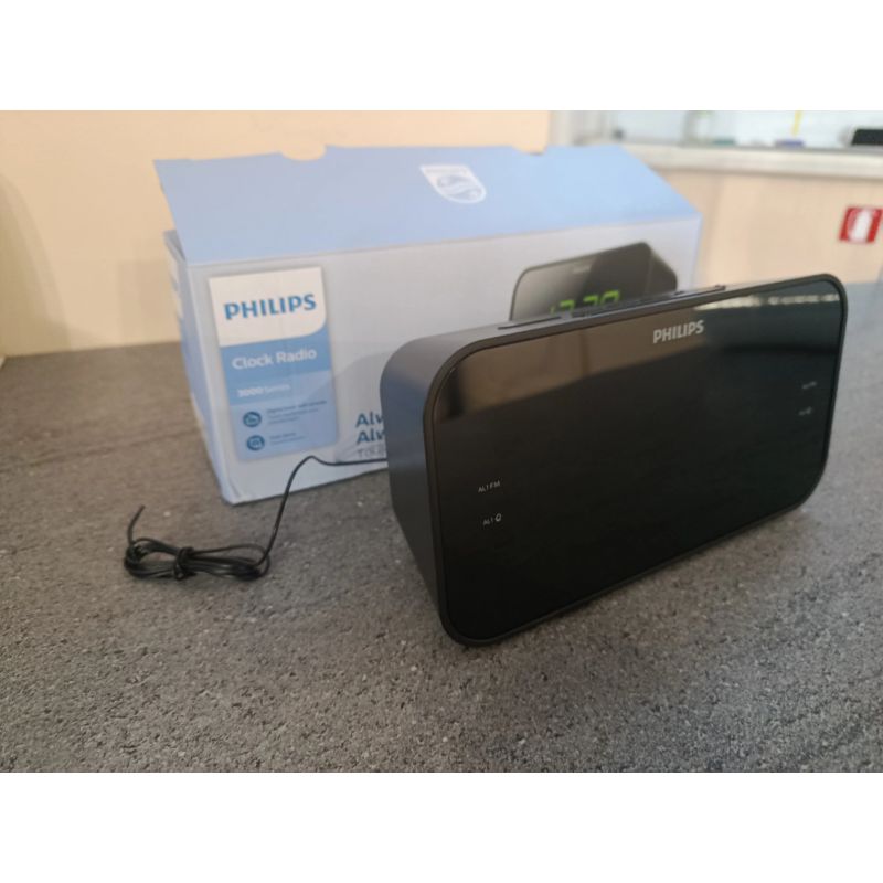 Discounted item - Philips TAR3306/12 radio alarm clock