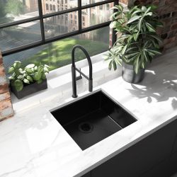 Mikseris virt.ar daudzf.uzgali melns