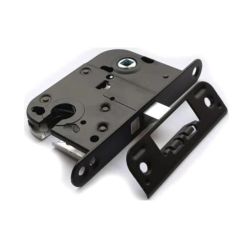 Slēdzene ar pretplāksni melna