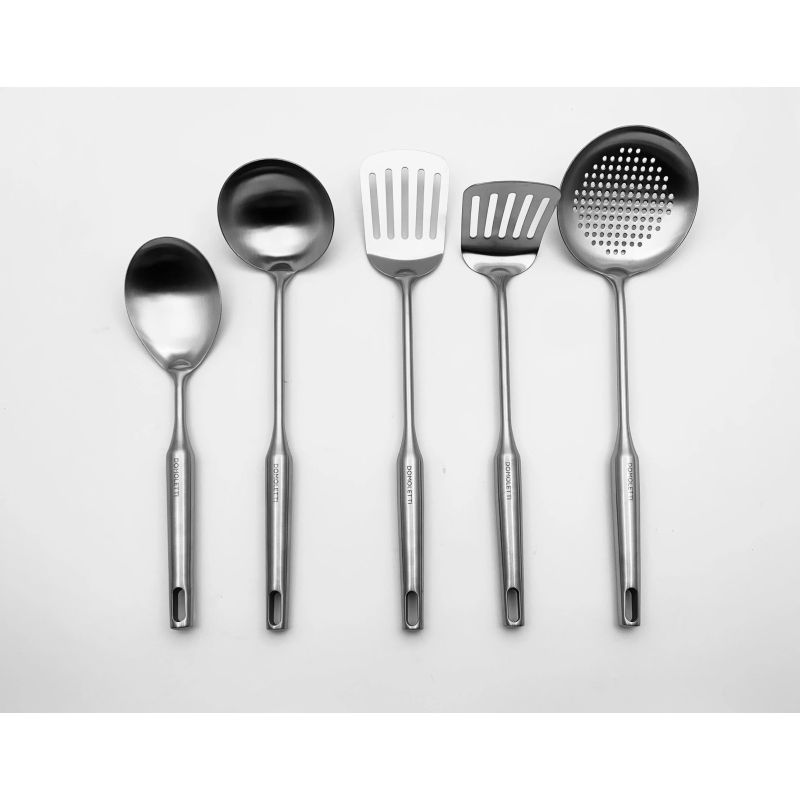 Lāpstiņa ar caurum. domoletti lmkts051-5