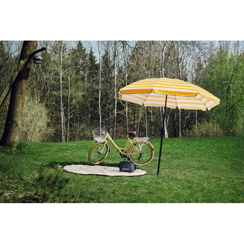 Kempinga paklājiņš Outliner AF12, balta krās., 180 x 180 cm