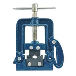 Cauruļu skrūvspīles 10-60 mm