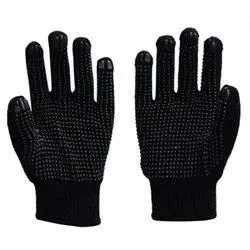 Kindad kummeeritud, must v., XL