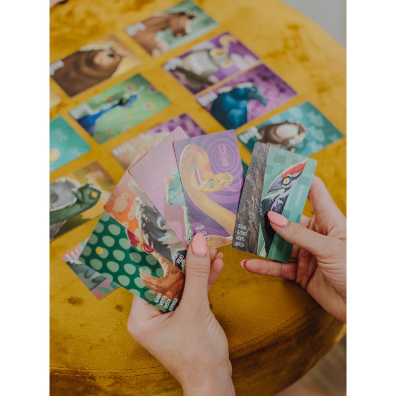 Galda spēle similo animals