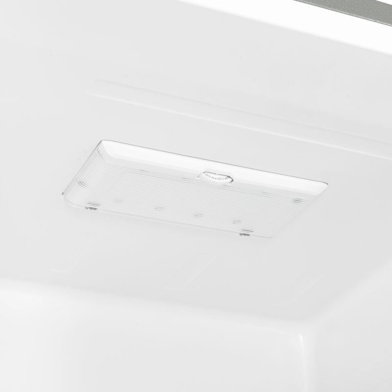 Ledusskapis saldētava apakšā rfb170ei