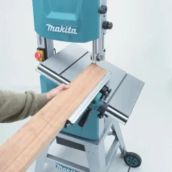 Saag Makita LB1200F, 900 W