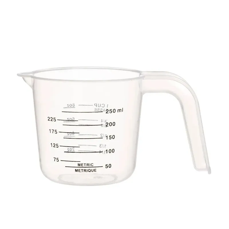 Maku 250 ml plast-krūze ,mērlīcis,