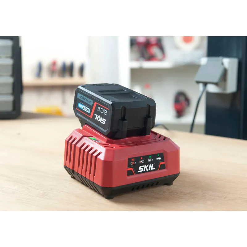 Akumulatora un lādētāja komplekts Skil 3131AA, 20 V, li-ion, 4000 mAh