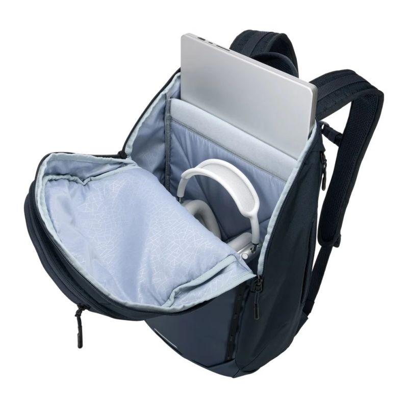 Thule 5583 Chasm laptop backpack 26L darkest blue