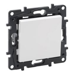 Slēdzis LEGRAND NILOE STEP, balta krāsa