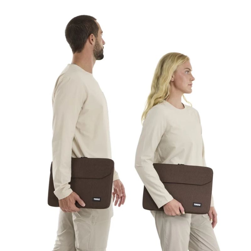 Thule 5461 Lithos Sleeve 16 MacBook Nuanced Brown