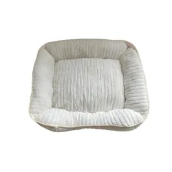 Guļvieta mājdzīvniekiem Höppy, daudzkrāsaina, 60 cm x 50 cm