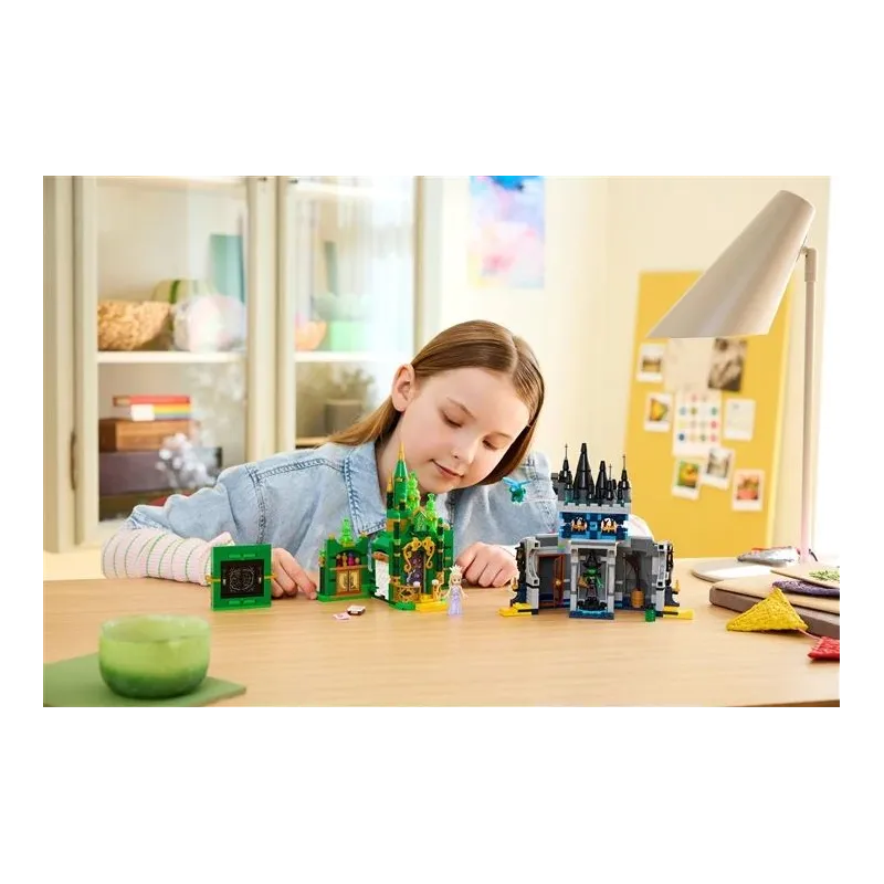 Konstruktors LEGO Wicked Emerald City & Kiamo Ko Castle 75689, 860 gab.