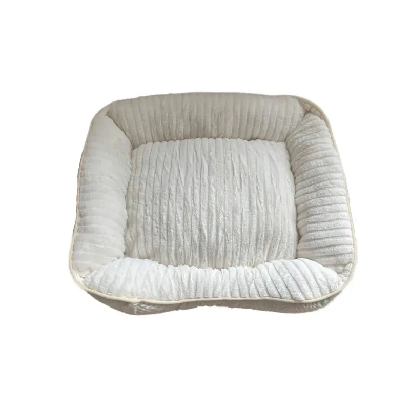 Guļvieta mājdzīvniekiem Höppy, daudzkrāsaina, 50 cm x 40 cm