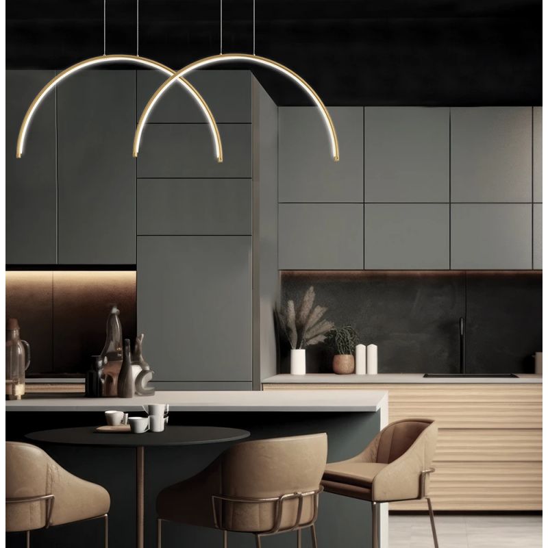 Lampa piekaramā megan 39w 3k zelta