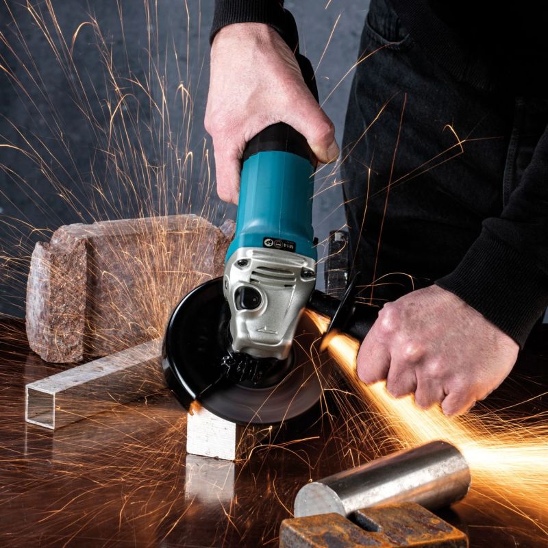 Elektriskā leņķa slīpmašīna Makita GA5030R, 720 W