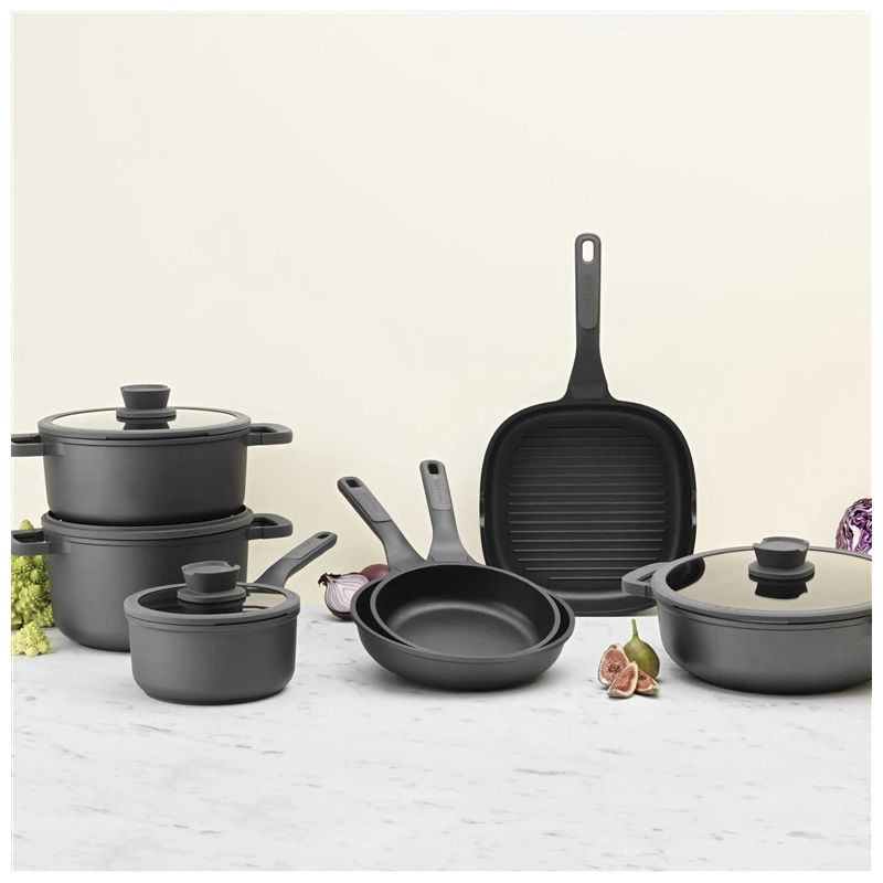 Saucepan stone+ ith lid 18cm 2l