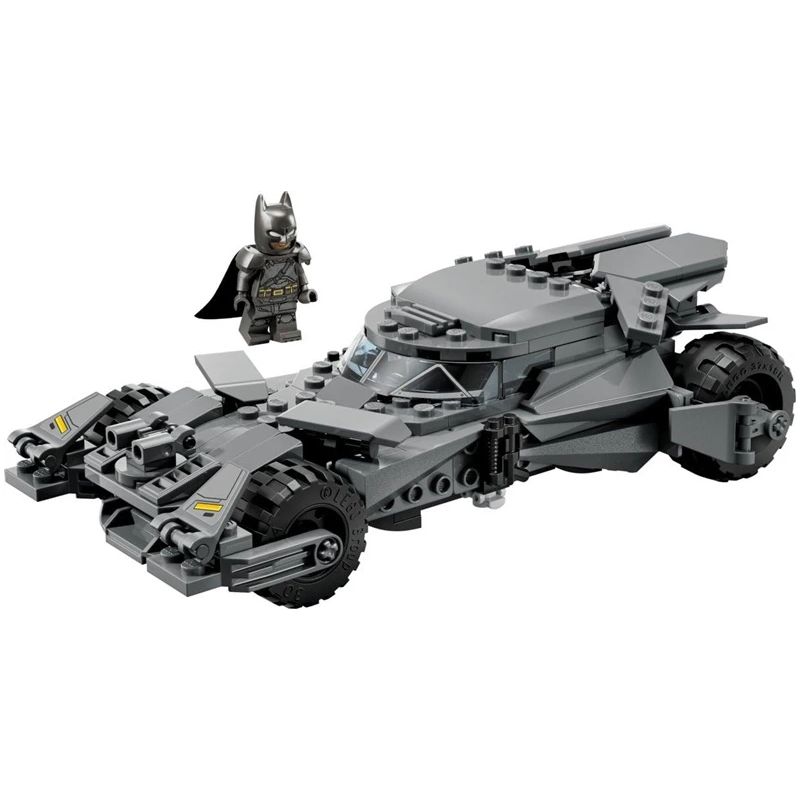 Konstruktors LEGO Batman Betmena automobilis 76331. 220 gab.