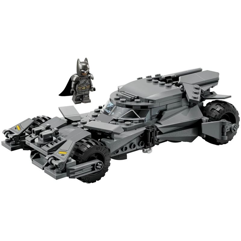 Konstruktors LEGO Batman Betmena automobilis 76331. 220 gab.